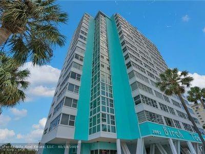 BIRCH SQUARE CONDO - Residential Lease