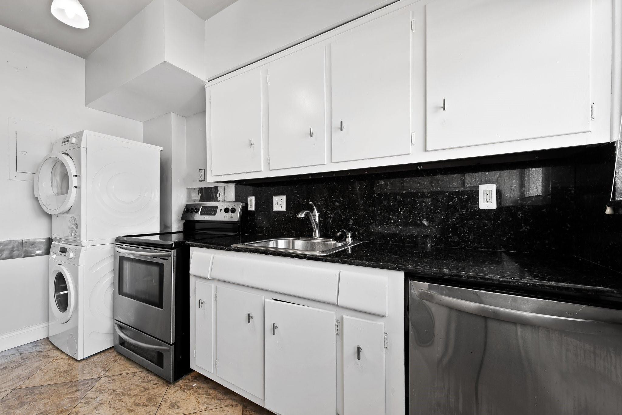 BIRCH SQUARE CONDO - Residential Lease