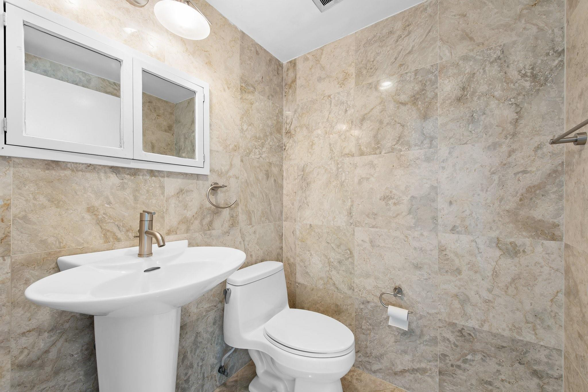 BIRCH SQUARE CONDO - Residential Lease
