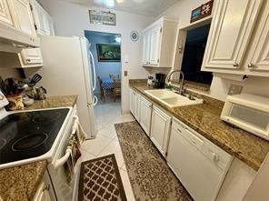 Tradewinds of Pompano - Residential