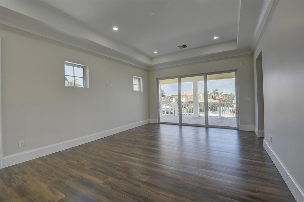 TROPIC ISLE 4TH SEC - Residential