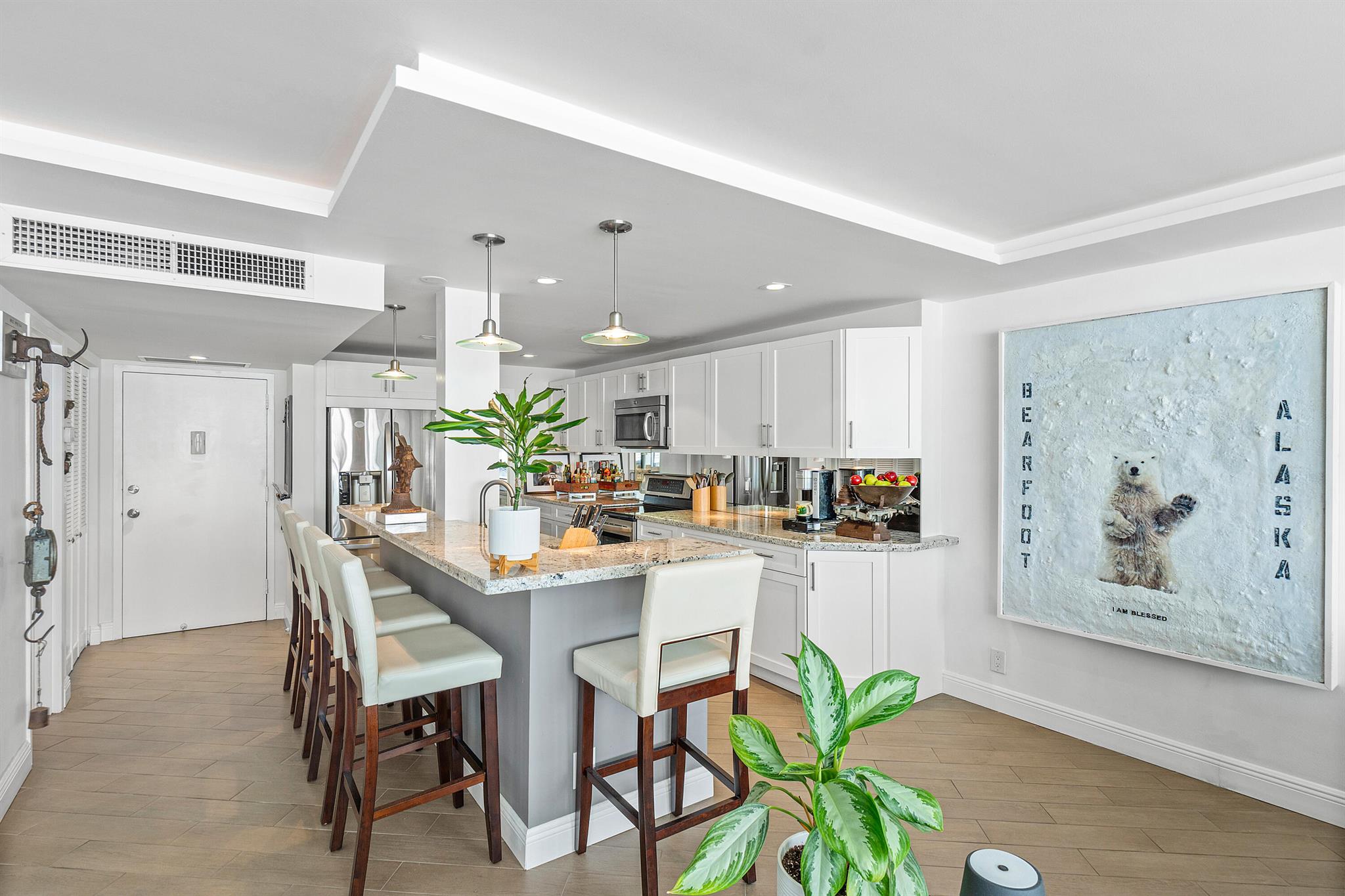 EAST POINT TOWERS CONDO - Residential Lease