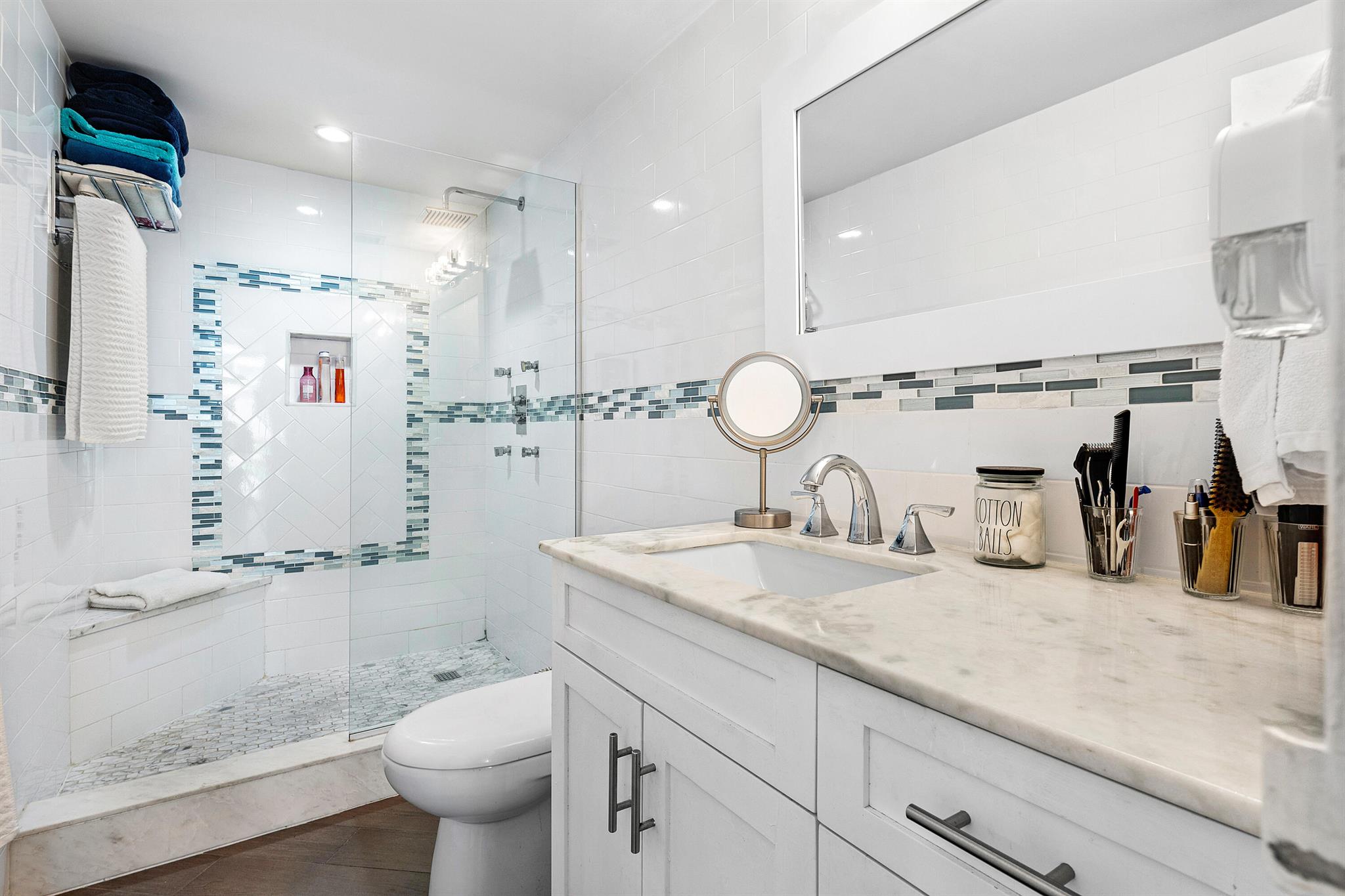 EAST POINT TOWERS CONDO - Residential Lease