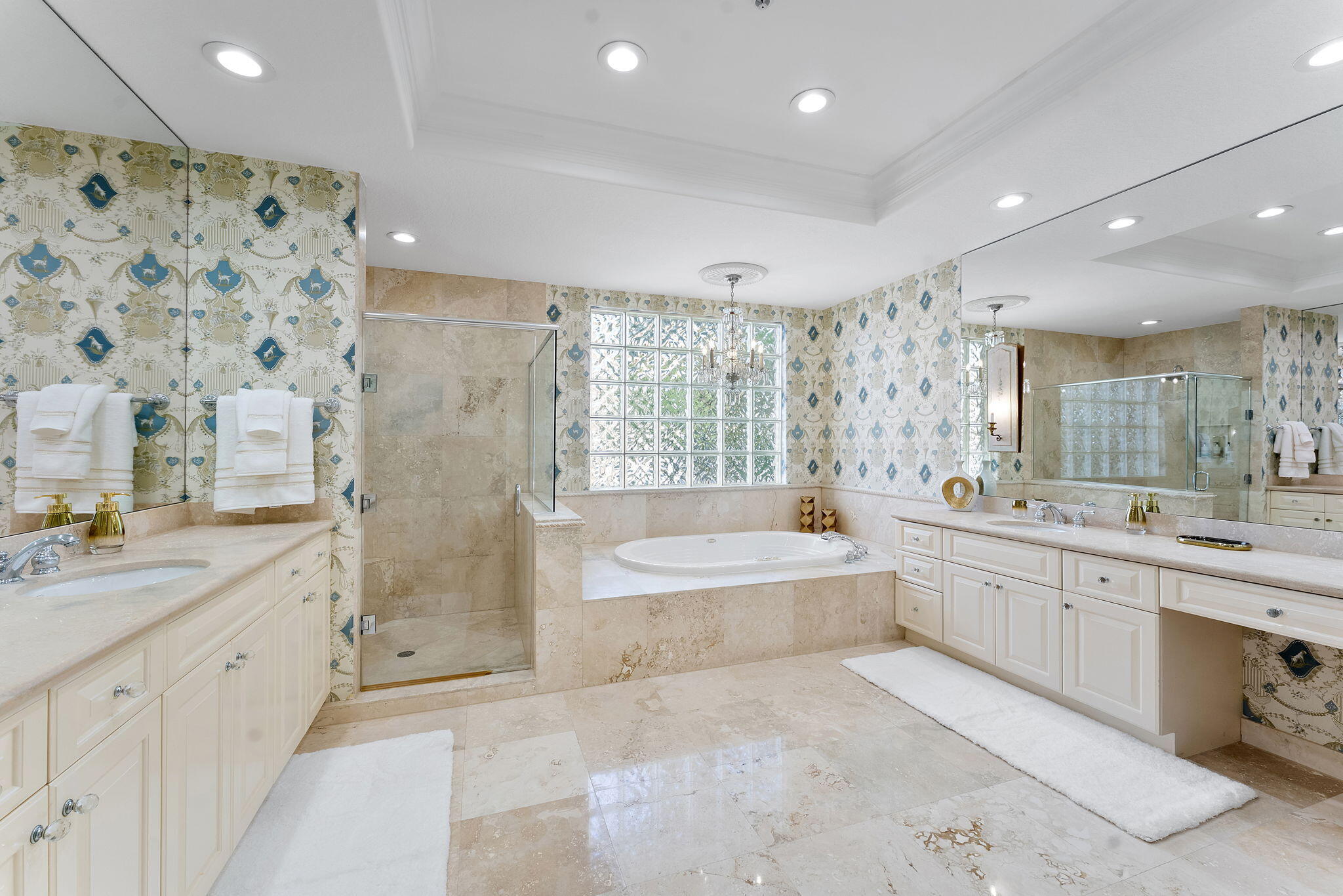 OCEAN GRANDE PLACE - Residential