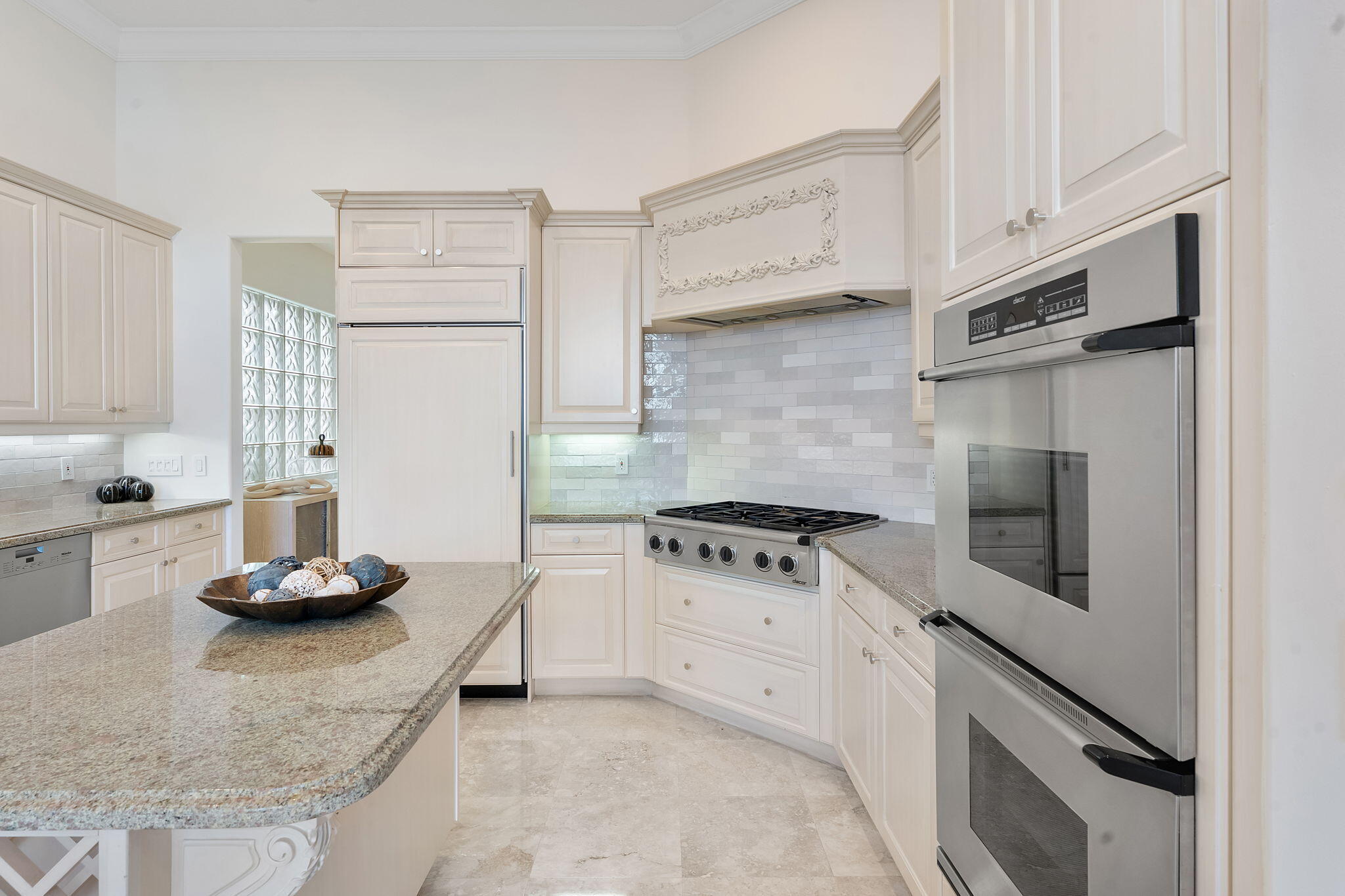 OCEAN GRANDE PLACE - Residential