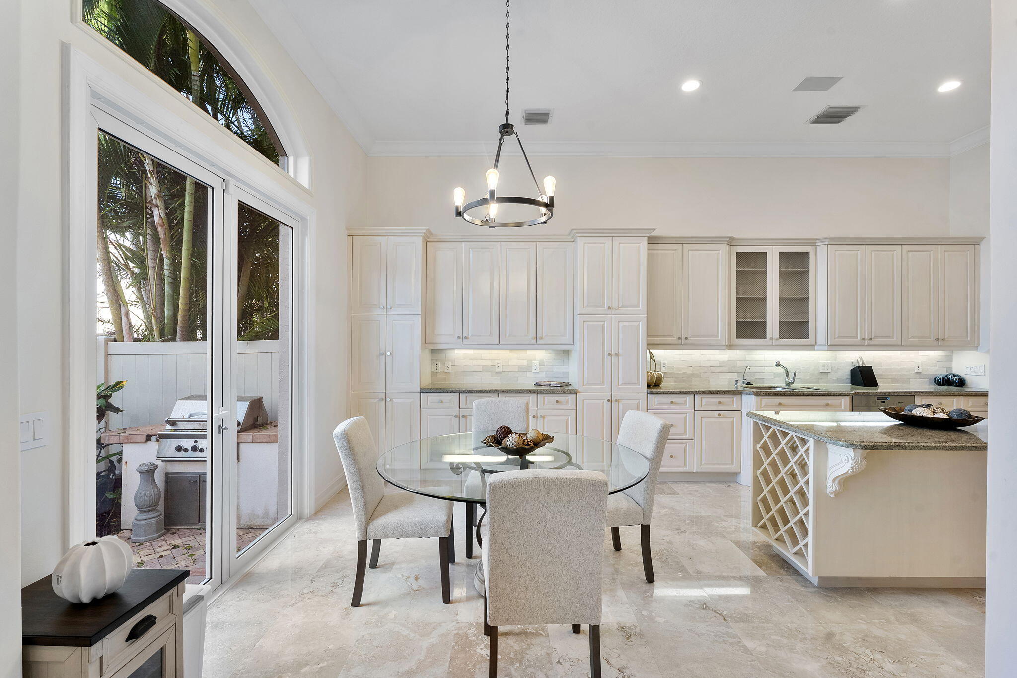 OCEAN GRANDE PLACE - Residential