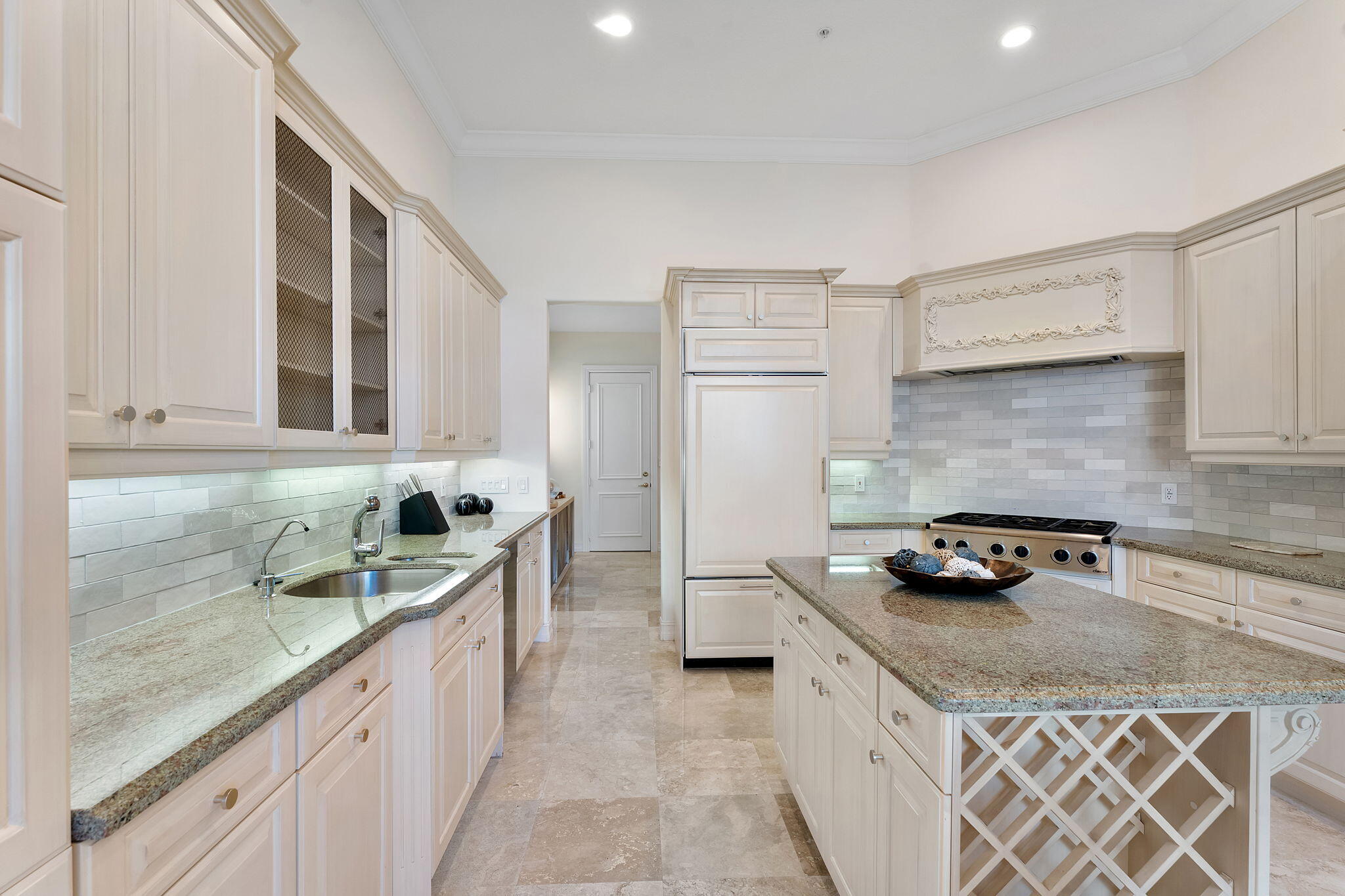 OCEAN GRANDE PLACE - Residential