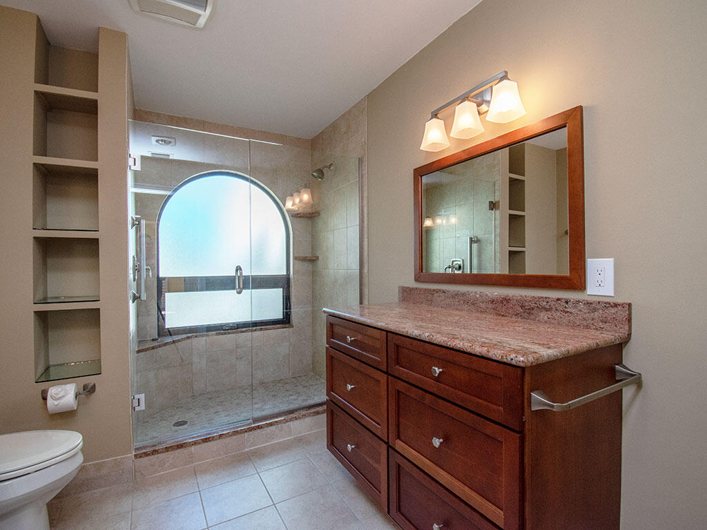 TARPON BAY MOORINGS - Residential