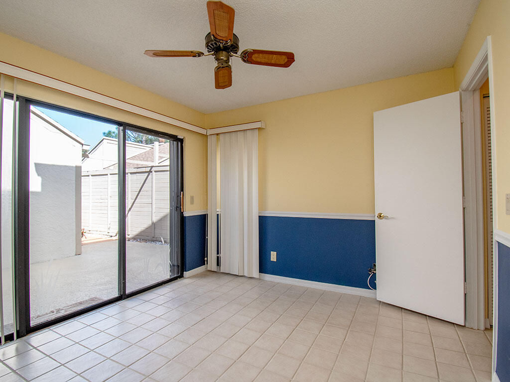 TARPON BAY MOORINGS - Residential