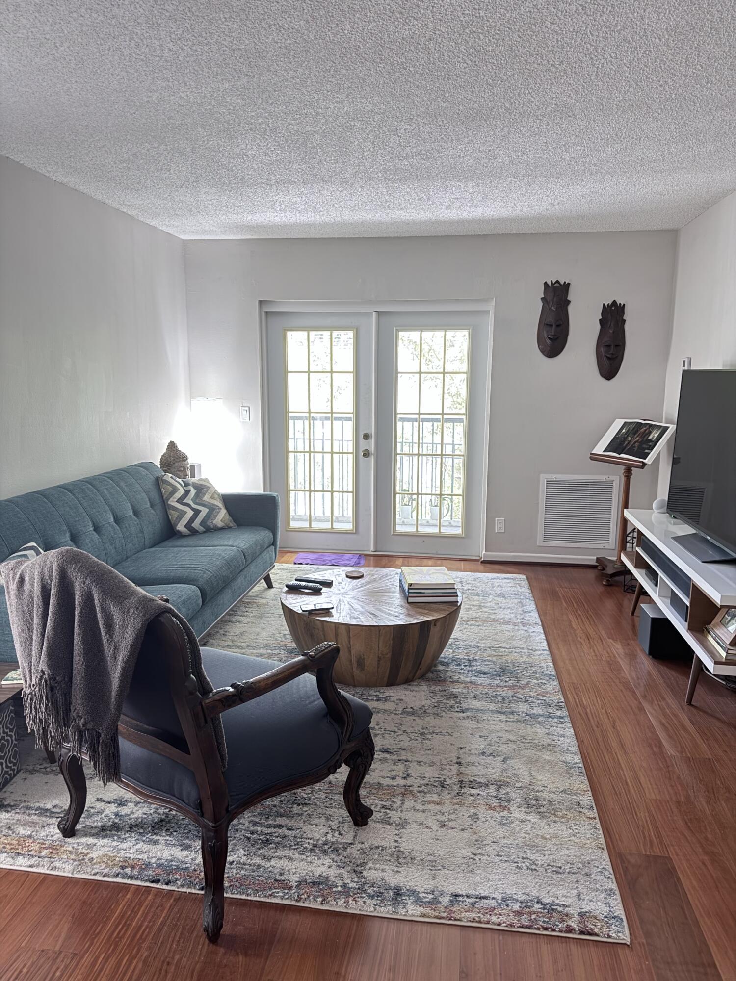 VIKING ARMS CONDO - Residential