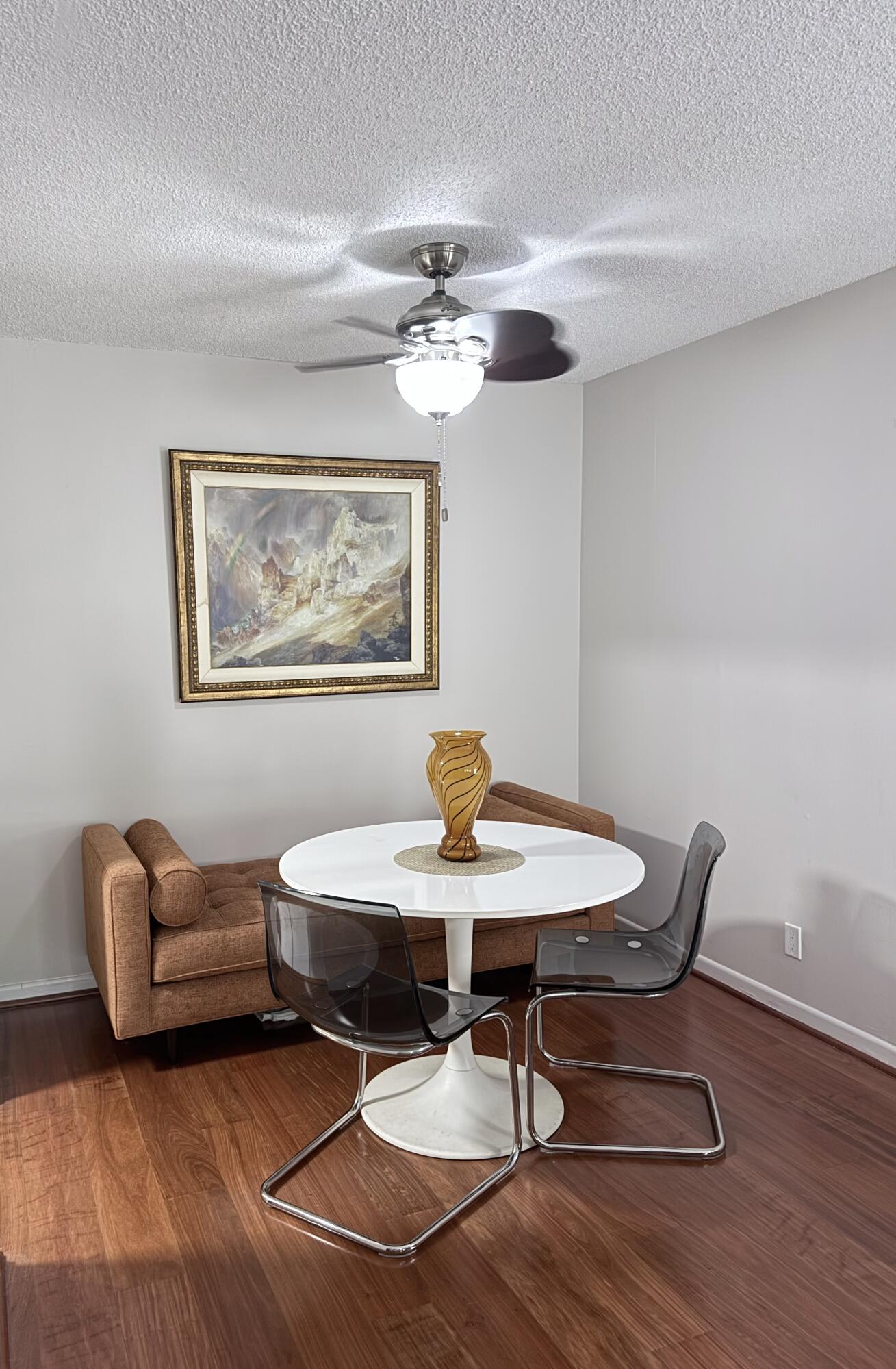 VIKING ARMS CONDO - Residential