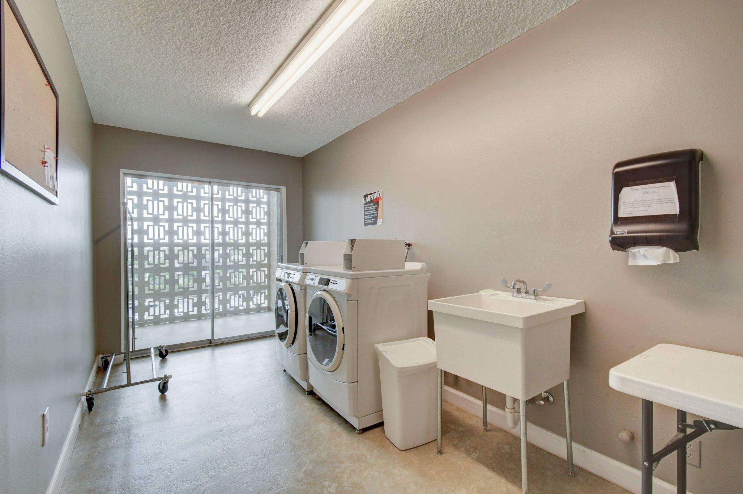 VIKING ARMS CONDO - Residential