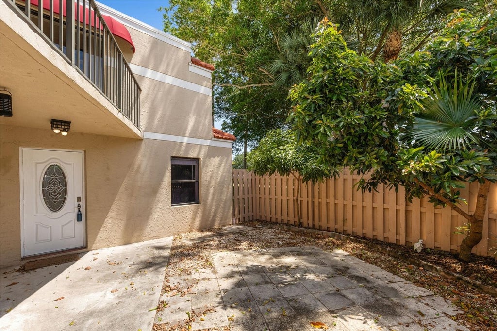 Photo of 3975 Village Drive #D, Delray Beach, FL 33445 (MLS # F10496712)