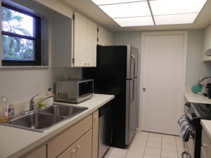 Tennis Lodges - Residential Lease