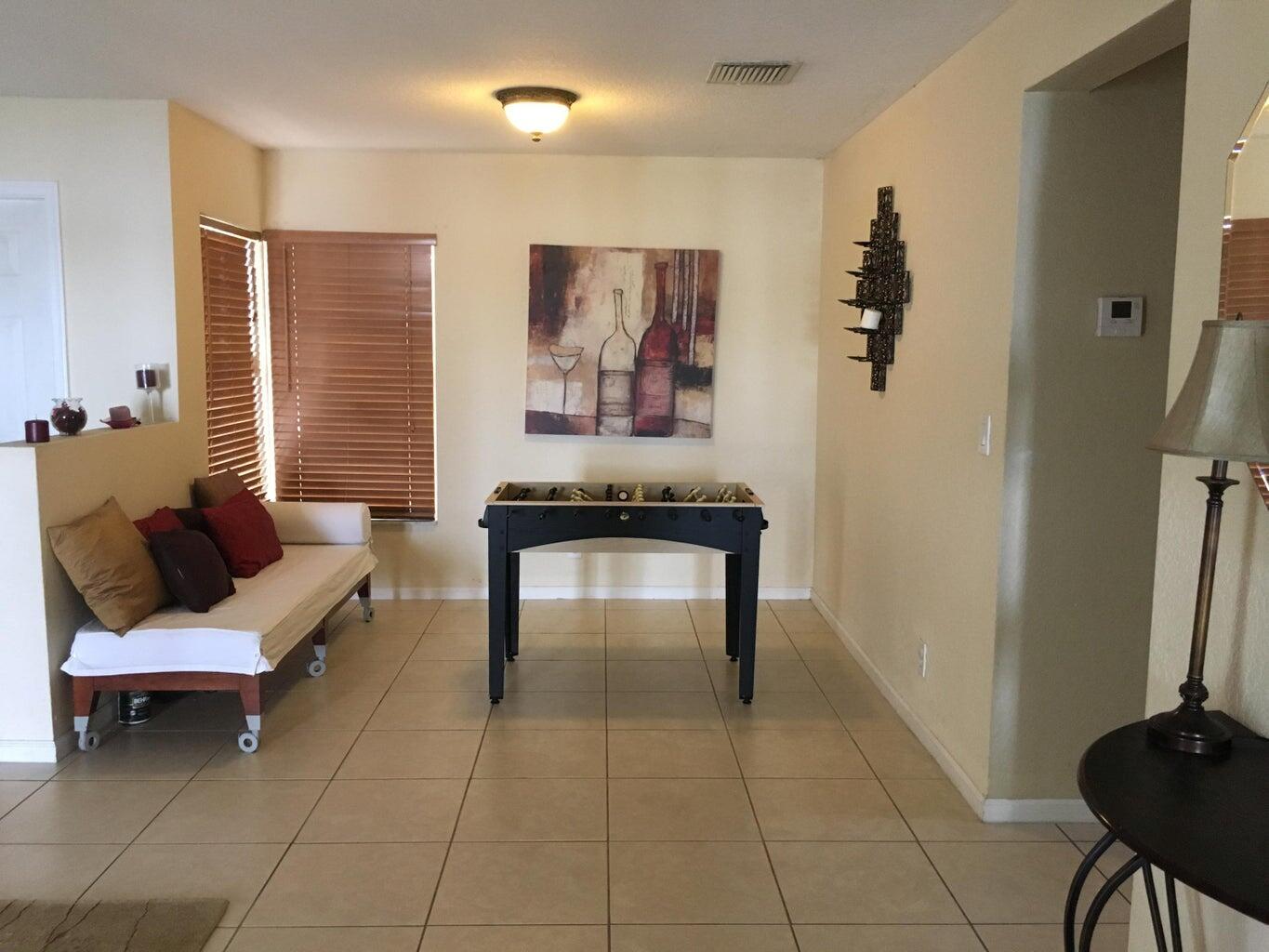 LIBERTY ISLES - Residential Lease