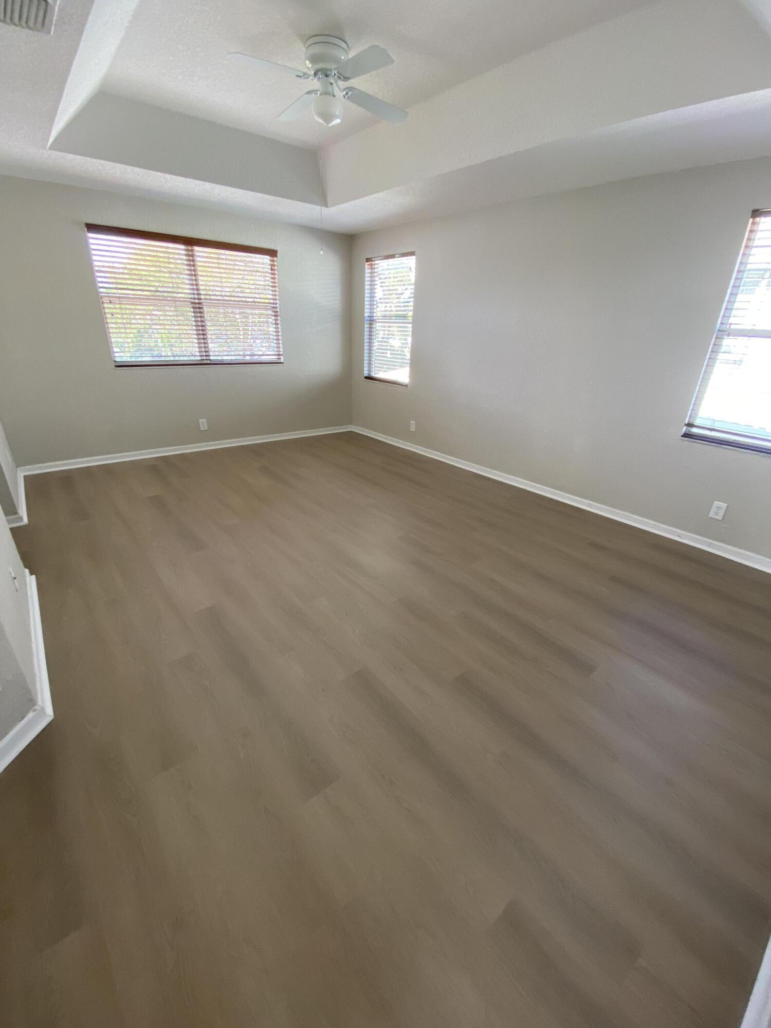 LIBERTY ISLES - Residential Lease