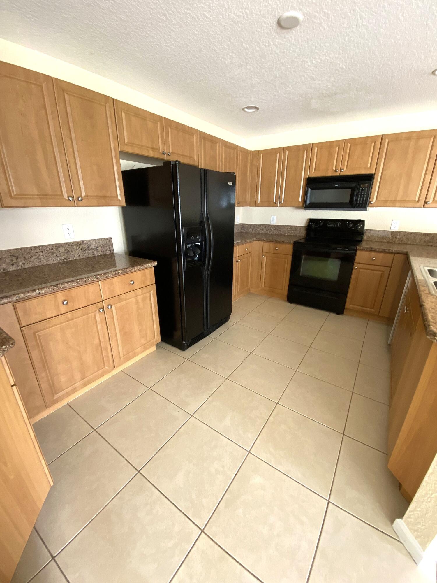 LIBERTY ISLES - Residential Lease