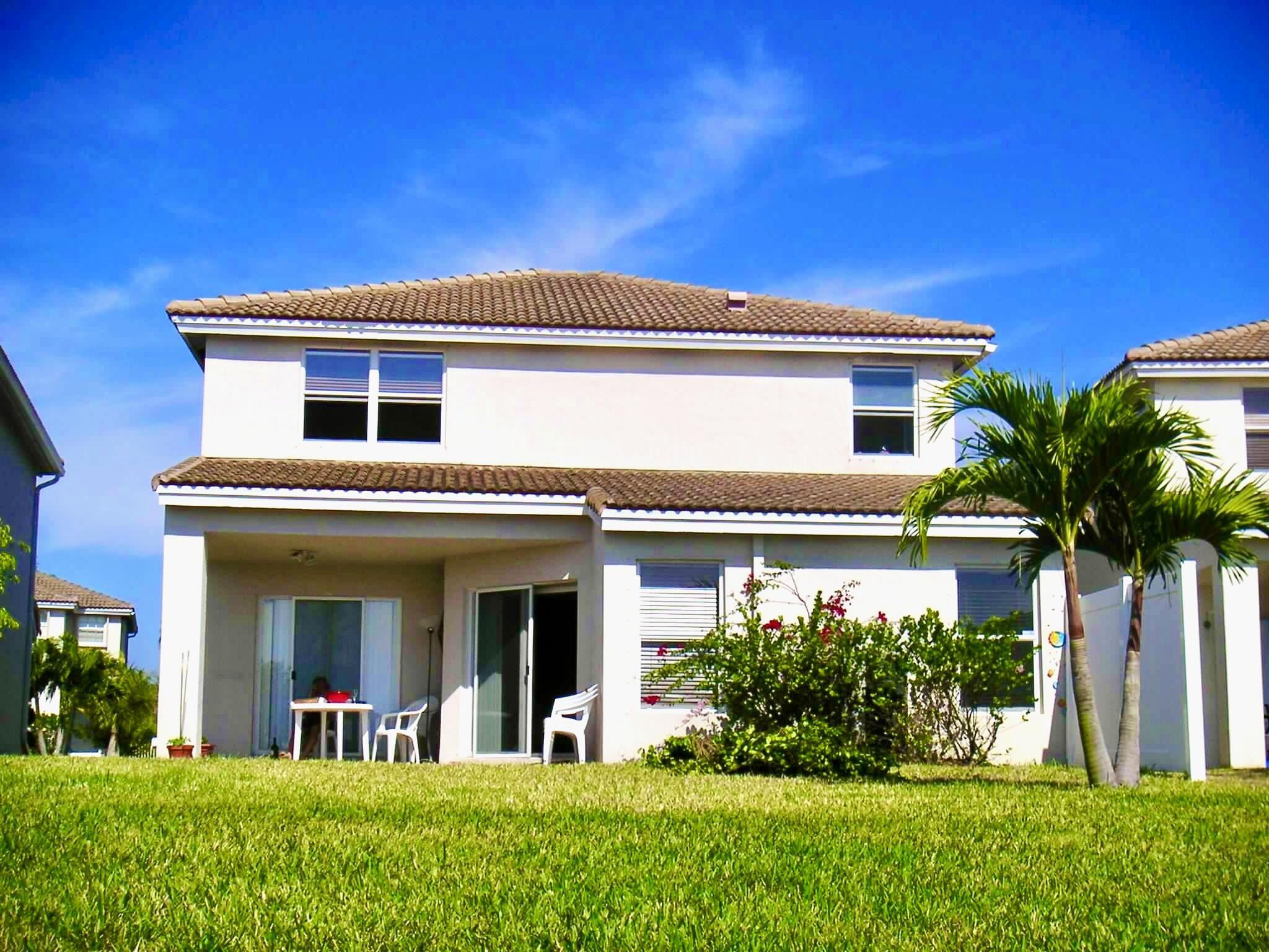 LIBERTY ISLES - Residential Lease