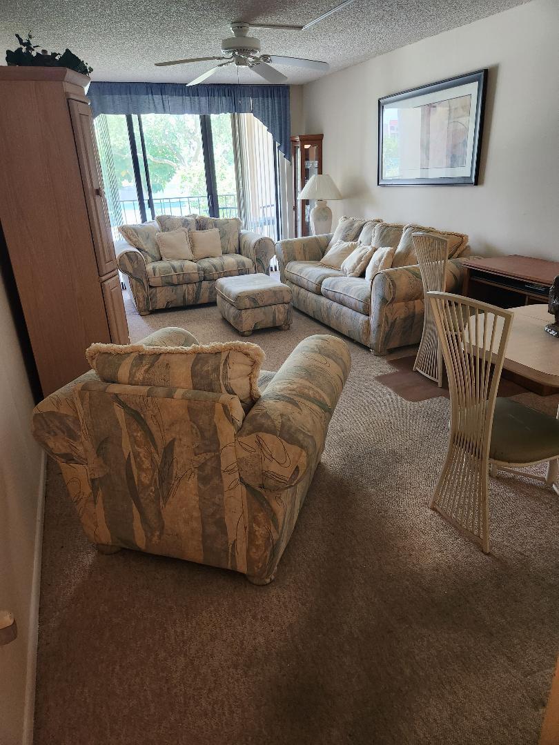 755 Dotterel Road 1206
