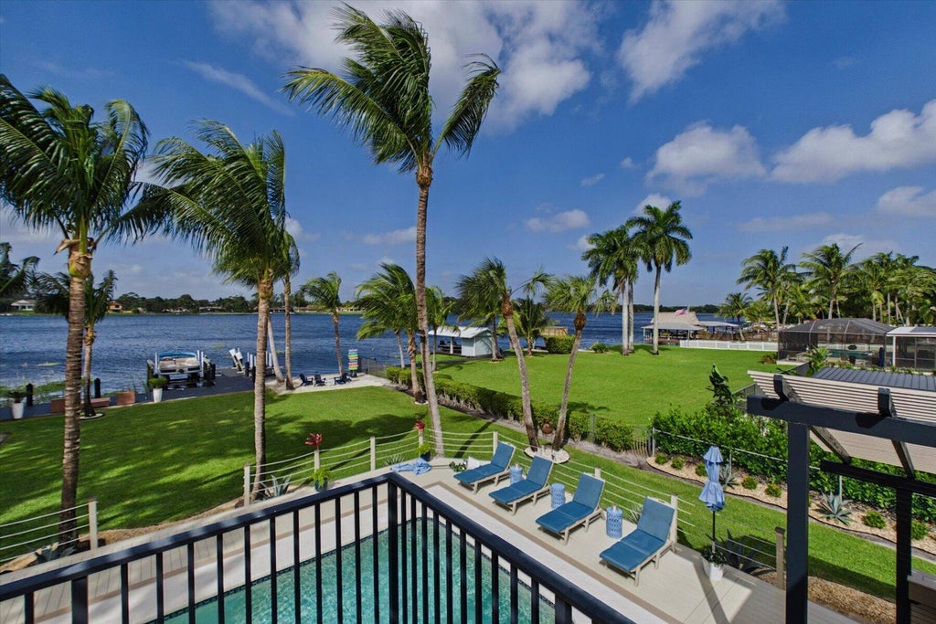 Photo of 2092 CIRCLE PLACE Drive, Lake Worth, FL 33462 (MLS # B26094404)