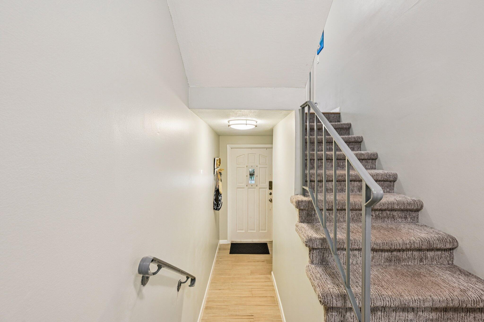 ROYALE HARBOUR - Residential