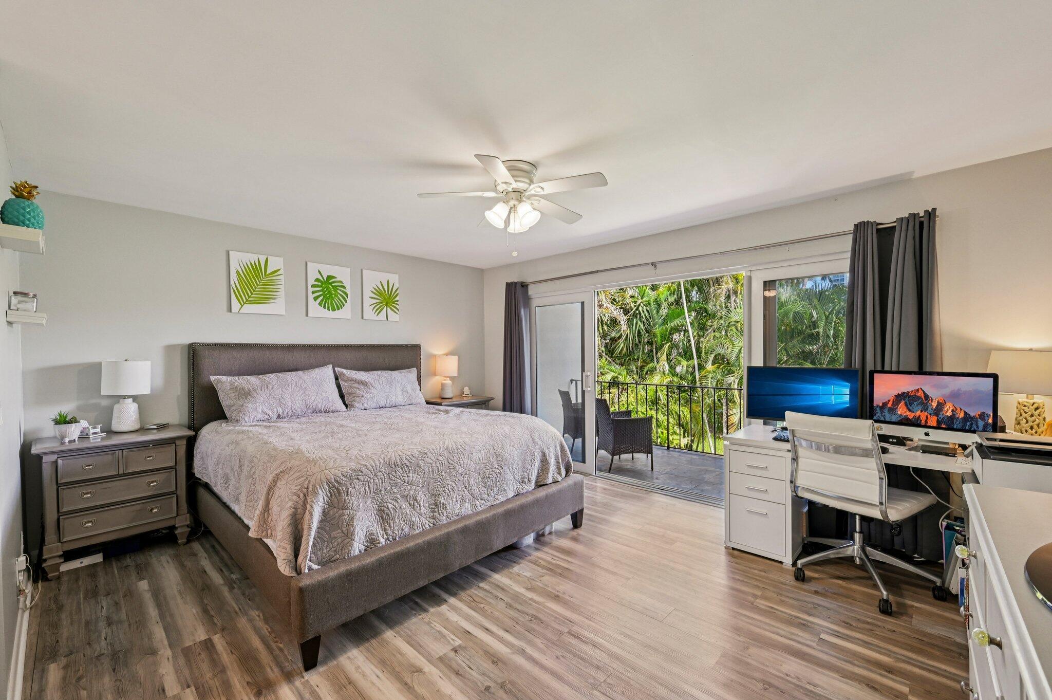 ROYALE HARBOUR - Residential