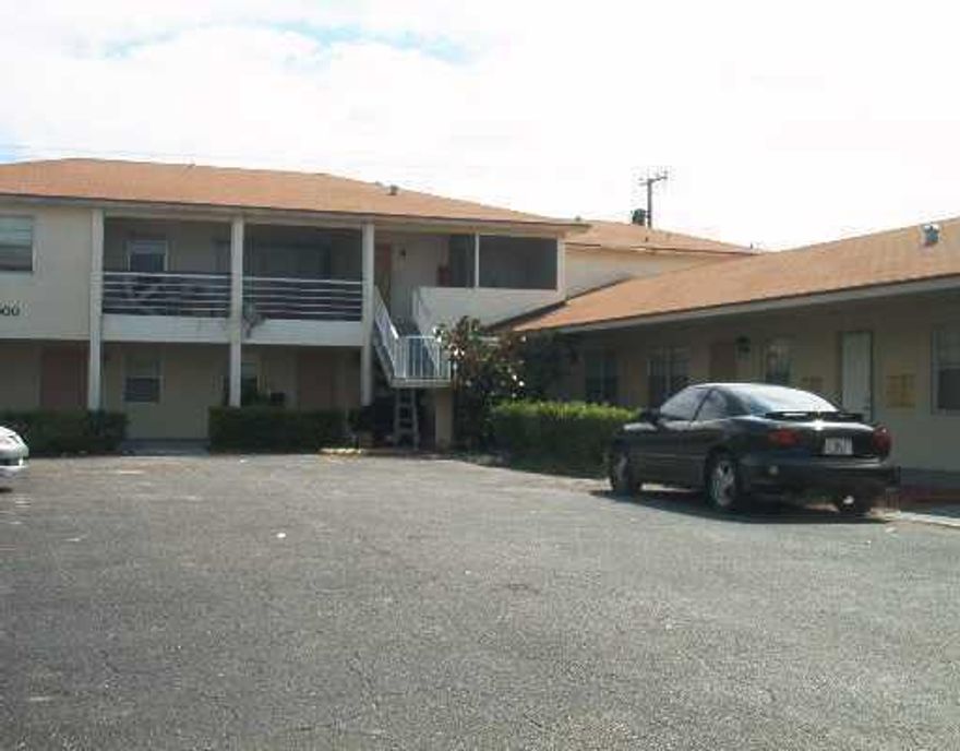 Corner unit on the first floor.
Central air conditioning and tile throughout.  Granite kitchen and bathroom counters.
Locked coin-operated laundry room on the first floor.

For credit qualified individuals, there is an installment plan available for the deposit of $3,000.