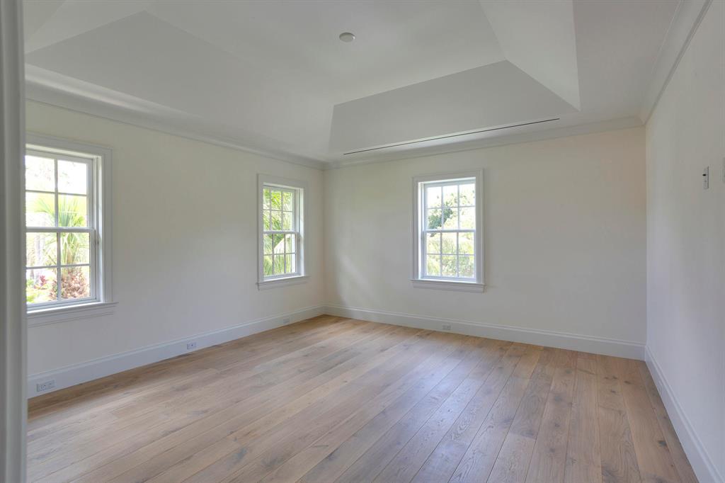 El Encanto - Residential