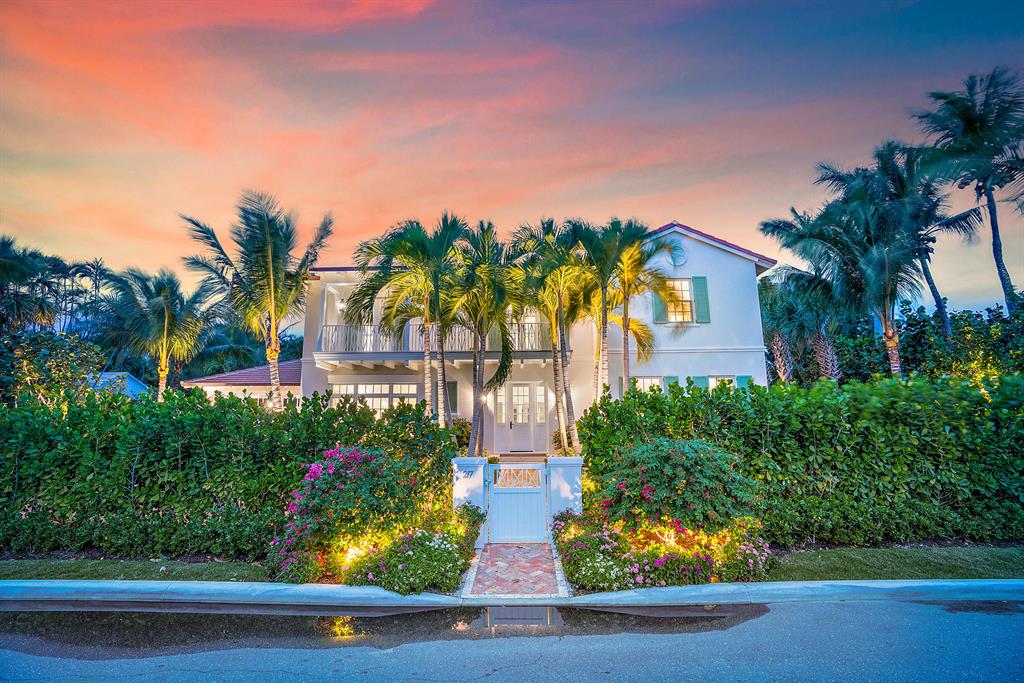 El Encanto - Residential