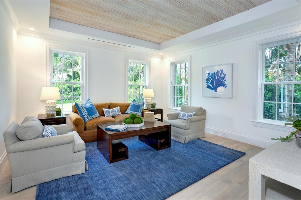 El Encanto - Residential