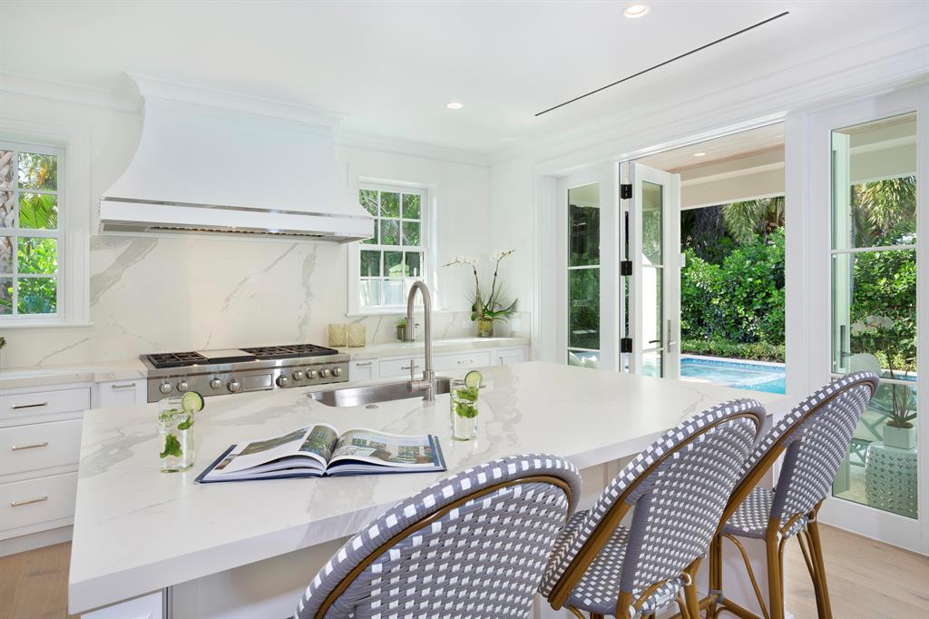 El Encanto - Residential