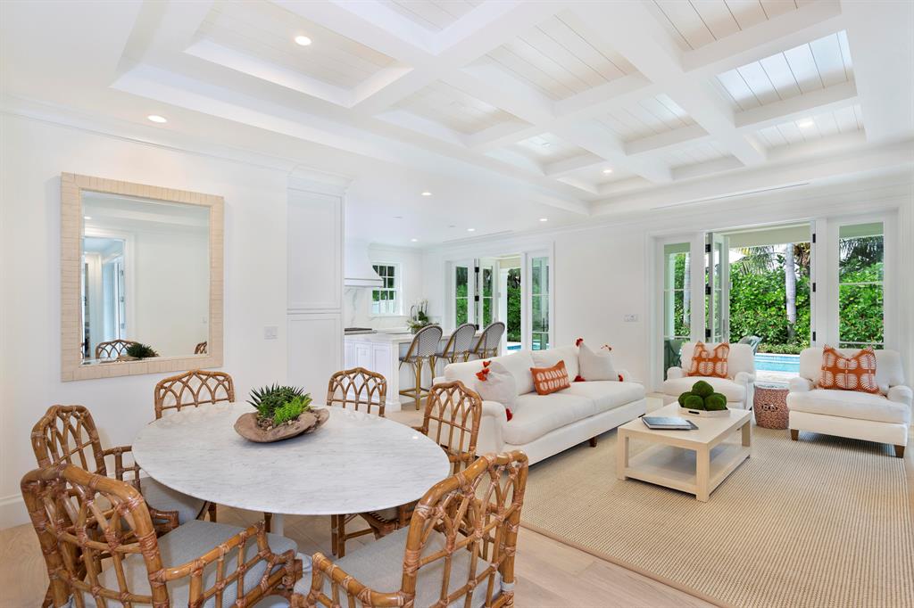 El Encanto - Residential