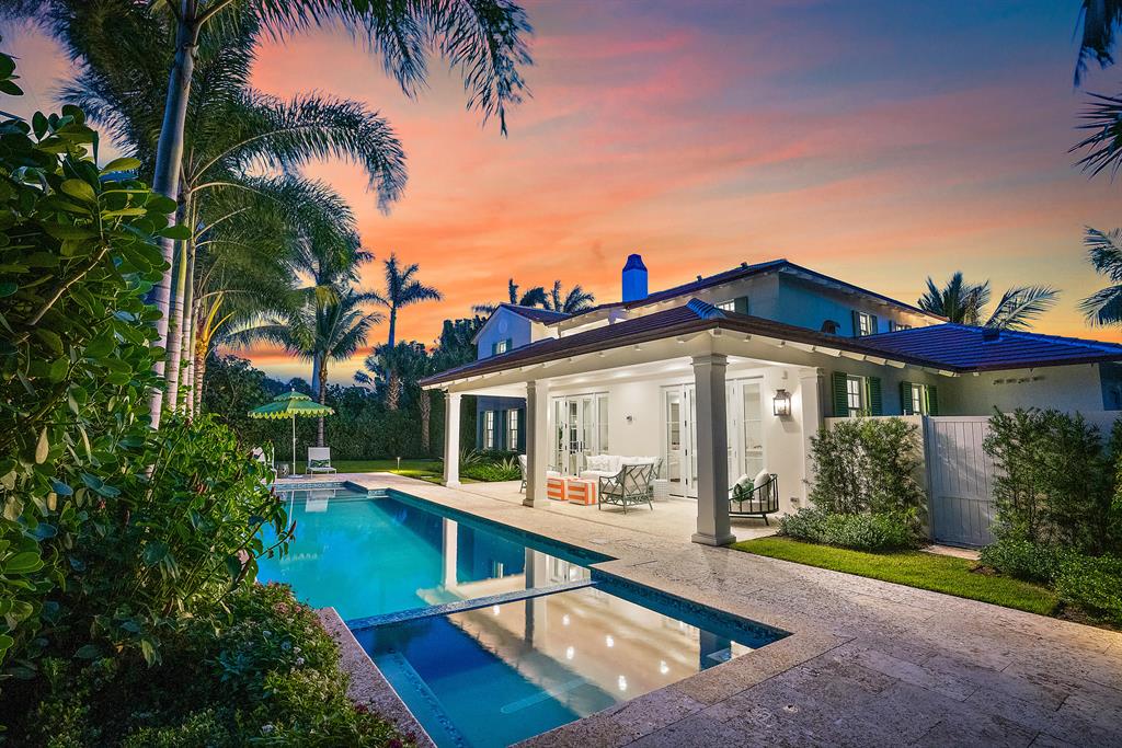 El Encanto - Residential