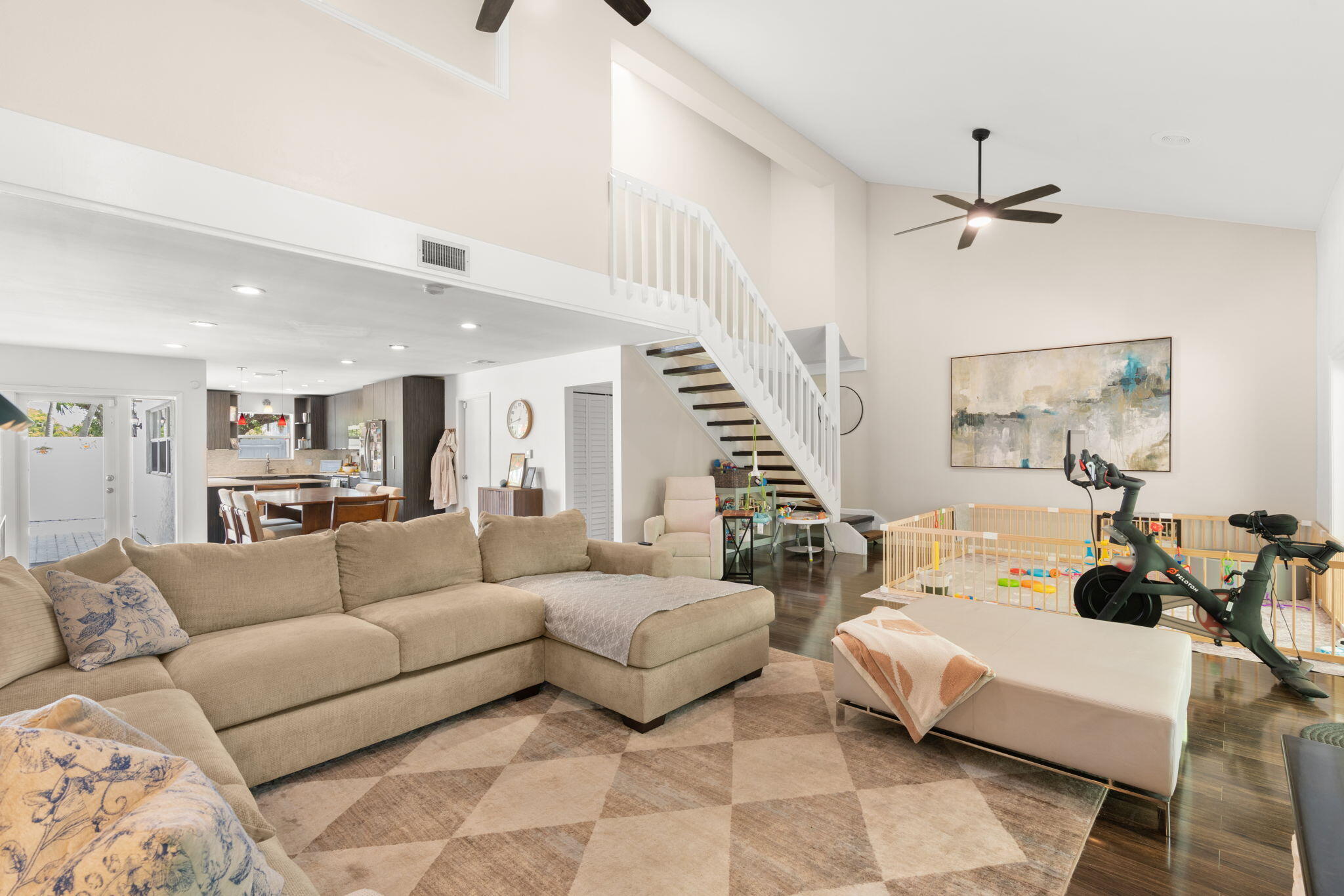 HARBOUR CLUB - Residential