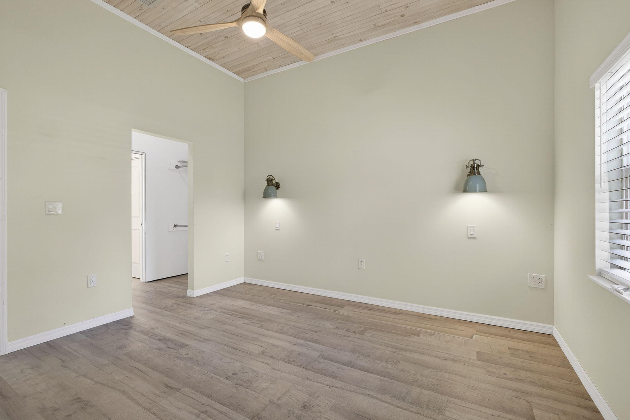 acreage - Residential