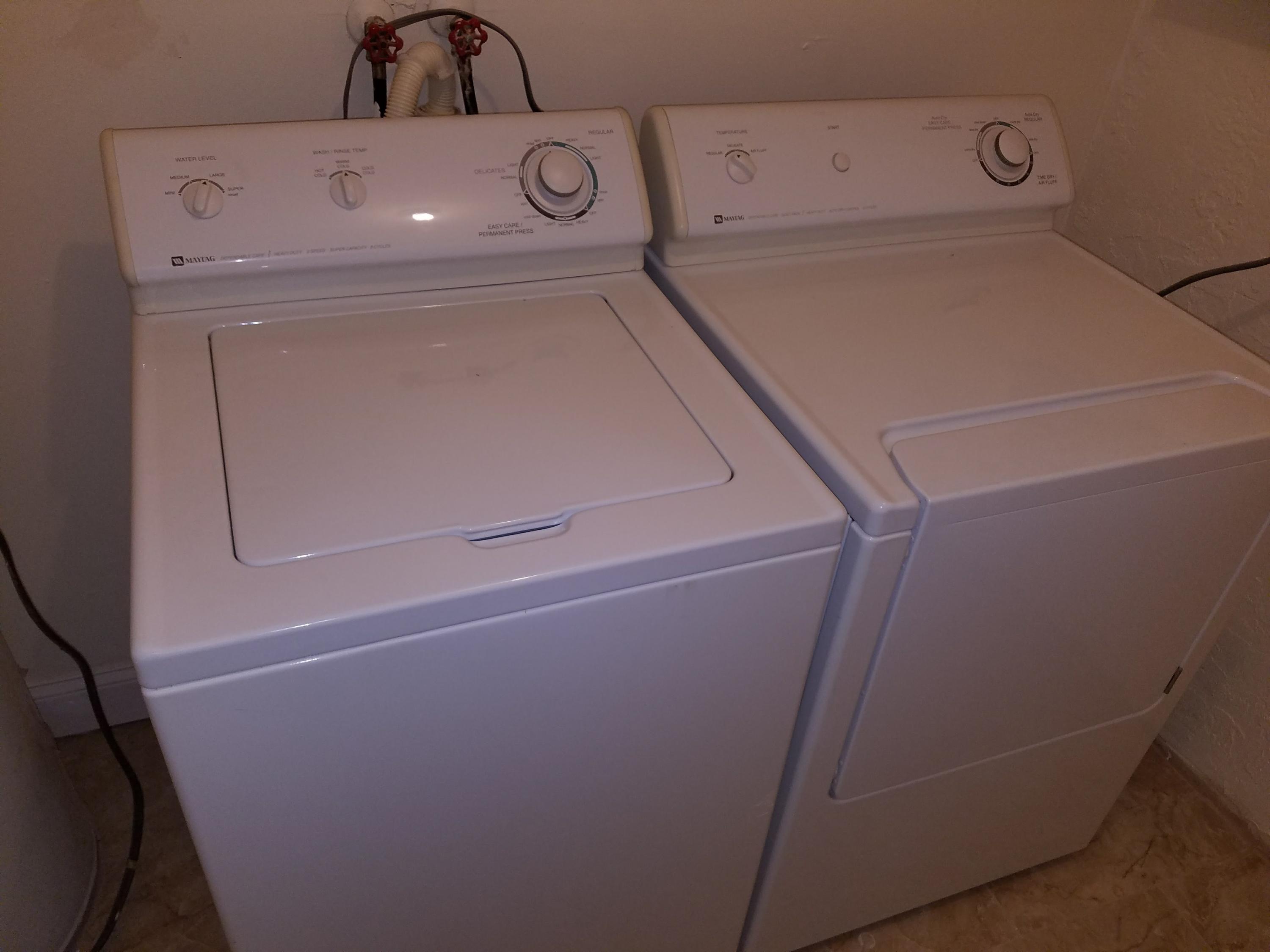 IMPERIAL VILLAS CONDO - Residential