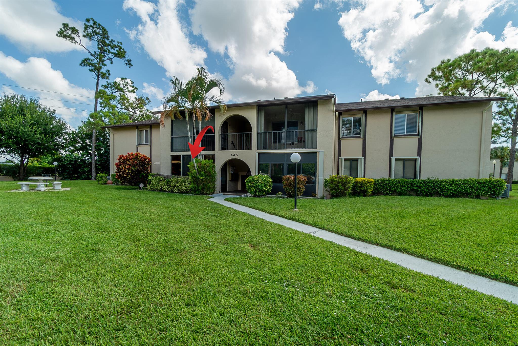 View Greenacres, FL 33463 condo