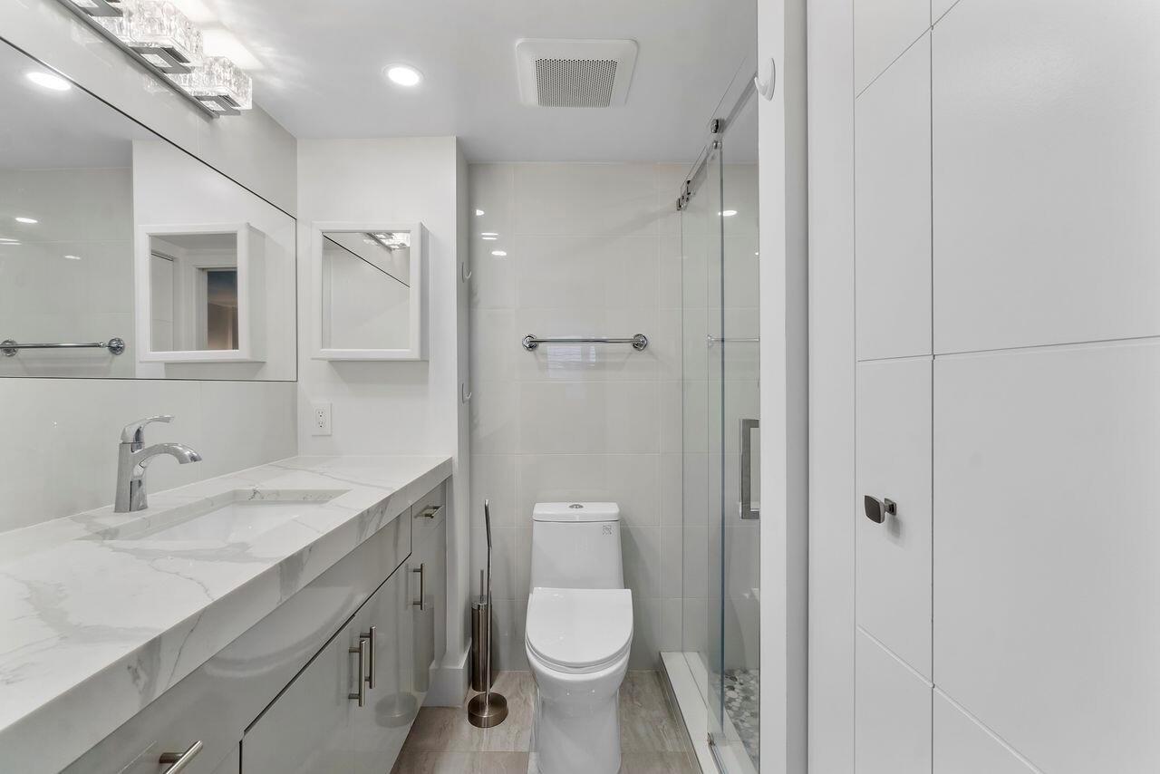 SEAGATE OF HIGHLAND CONDO - Residential