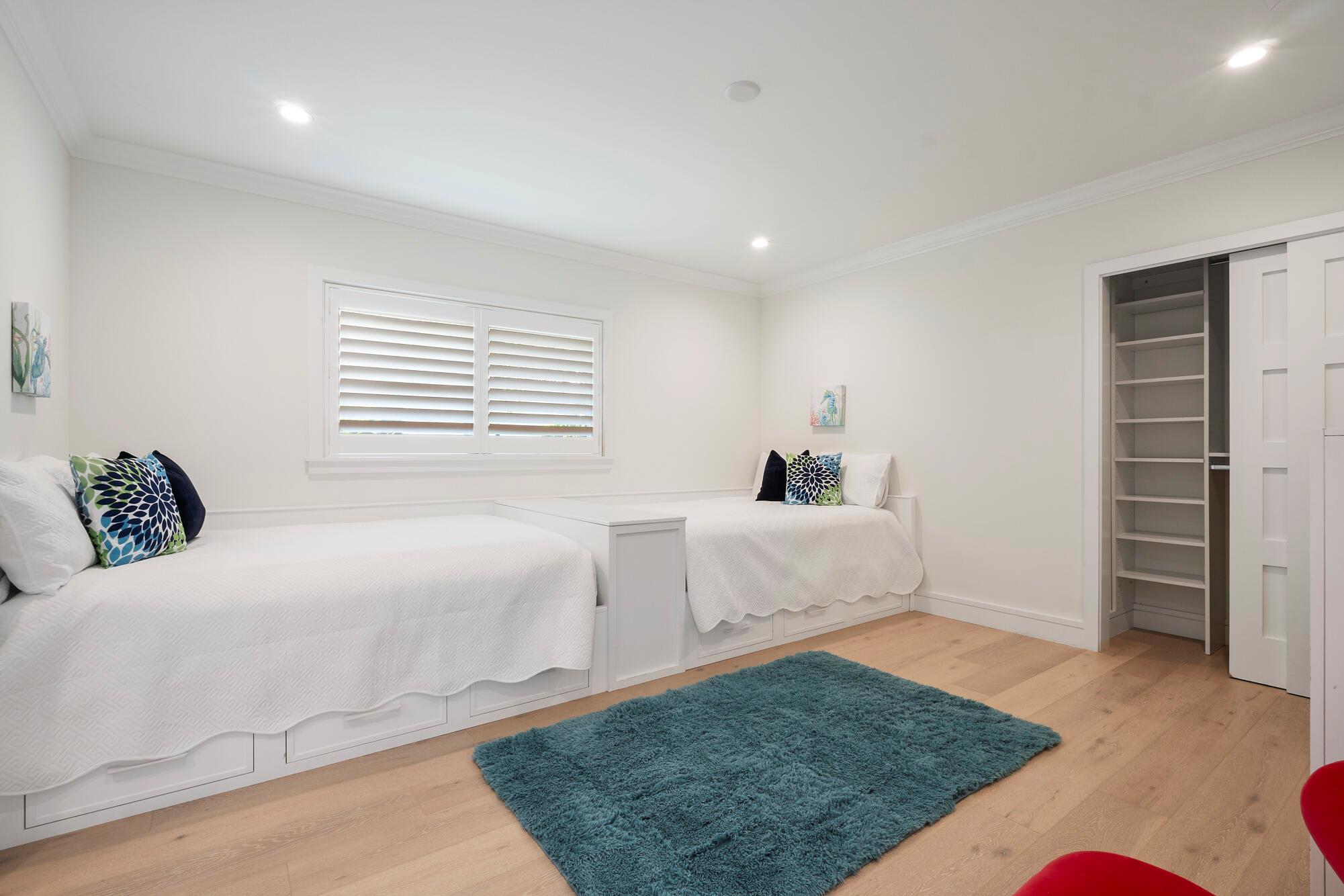 CAMINO GARDENS - Residential