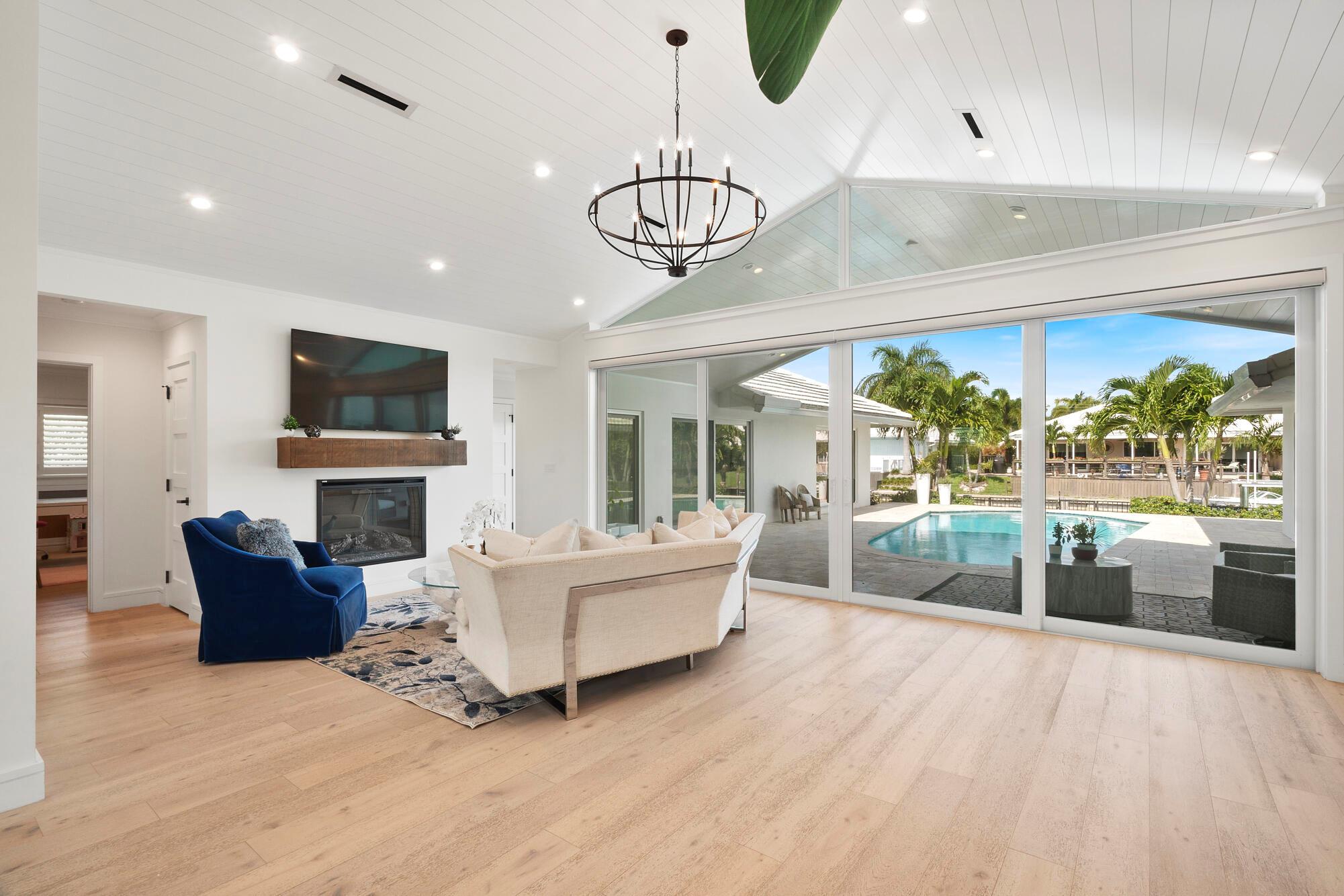 CAMINO GARDENS - Residential