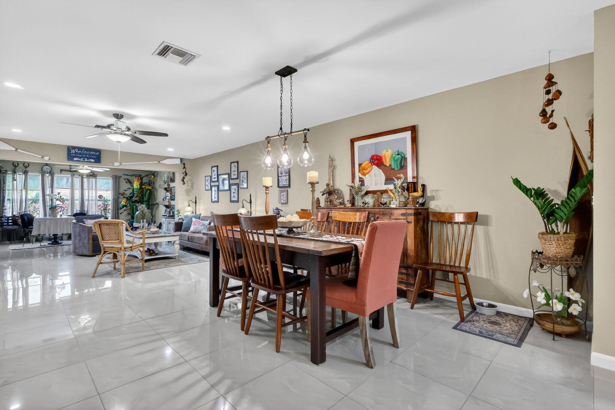 CRESTHAVEN CONDO TOWNHOMES SEC 3 - Residential