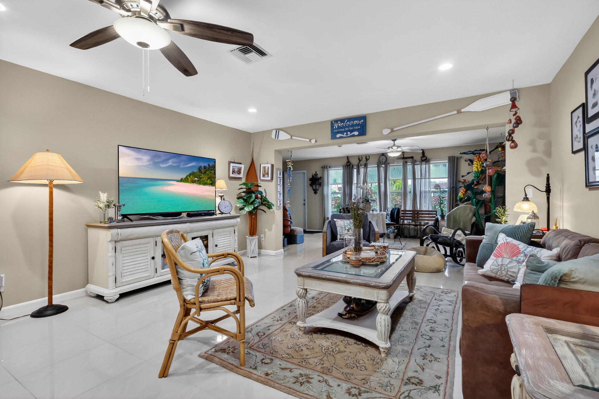 CRESTHAVEN CONDO TOWNHOMES SEC 3 - Residential