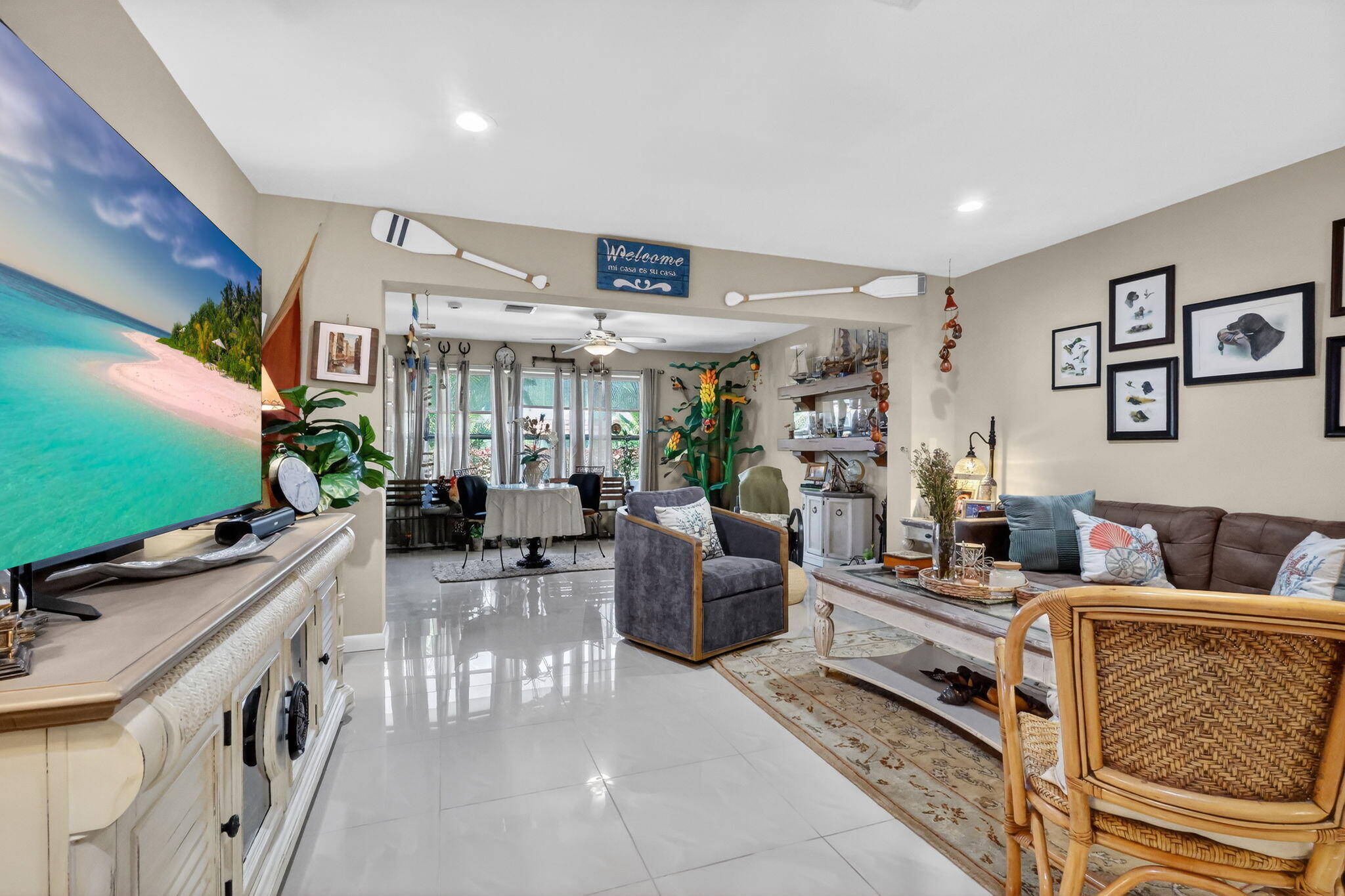 CRESTHAVEN CONDO TOWNHOMES SEC 3 - Residential