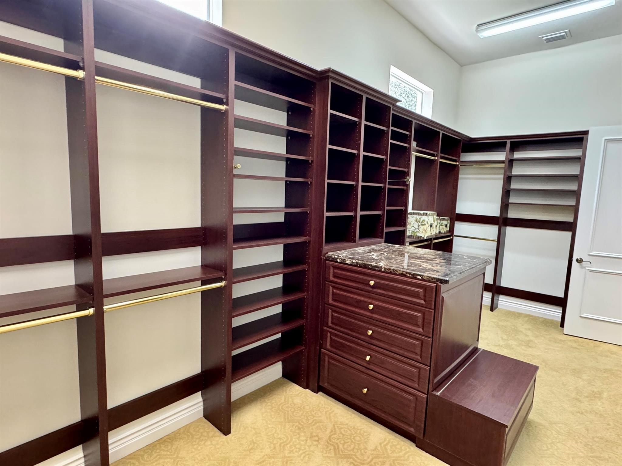 TESORO PLAT NO 3 - Residential