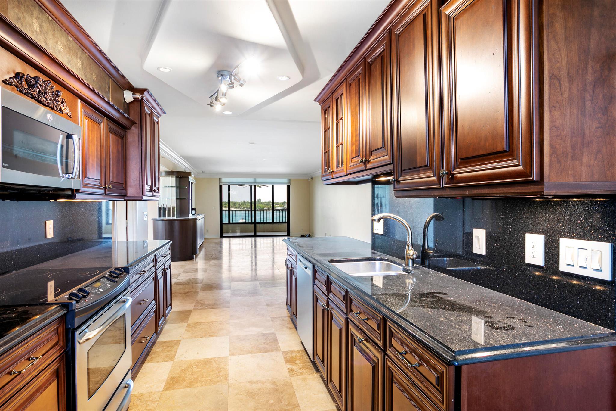 JUPITER COVE CONDO - Residential