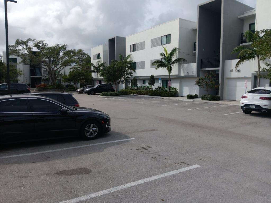 PALM AIRE PRESERVE - Residential Lease