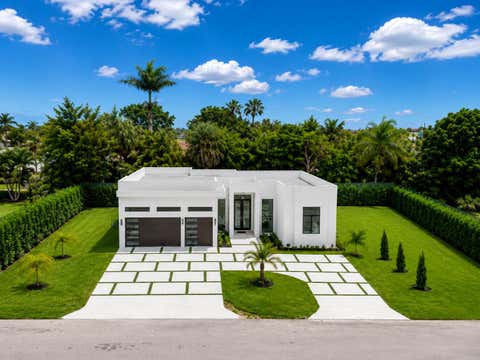 Tiny photo for 11601 NW 27th Street, Plantation, FL 33323 (MLS # B26037939)