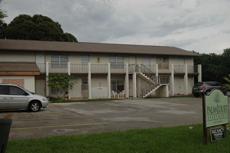 beautiful  unit  with 2 bedroom and 1 bathroom is coming with  refri, micro and stove   it is in a second floor . have 2 assigned parking spots