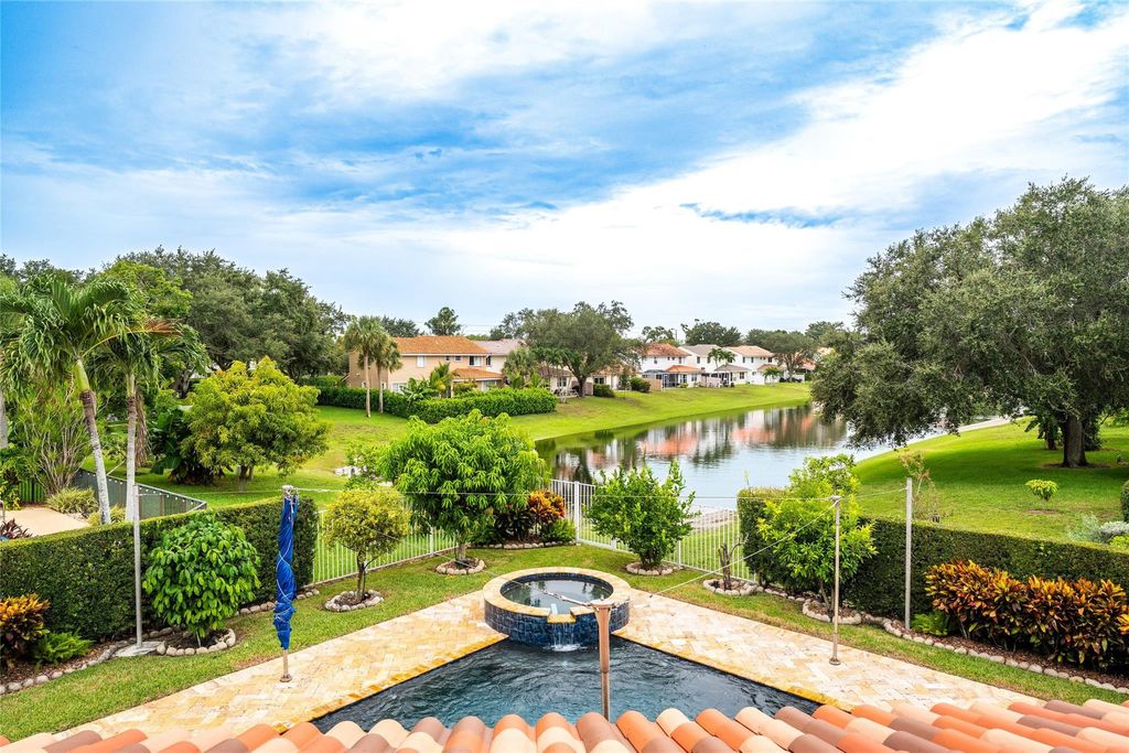 Photo of 10770 Fox Glen Drive, Boca Raton, FL 33428 (MLS # F10519709)