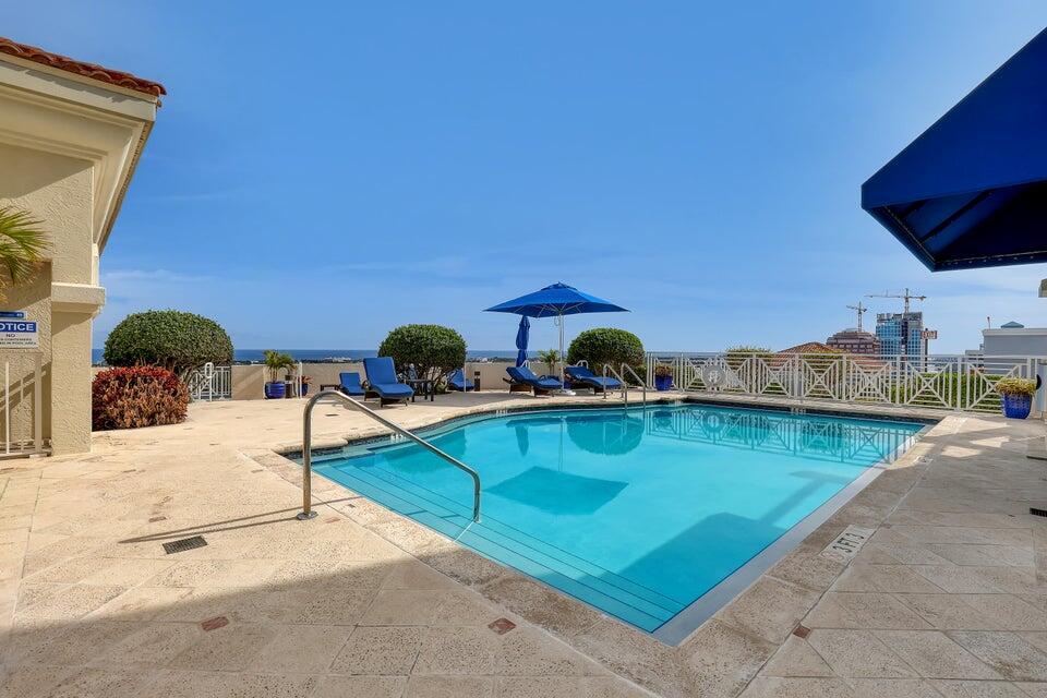 ESPLANADE GRANDE CONDO - Residential